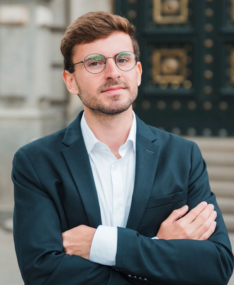 Aaron Sharp